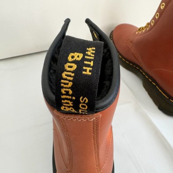 ***Sold***Dr Martens Unisex Tan Winter Grip 1460 DM-Lace-up Leather Boots - Picture 5 of 11